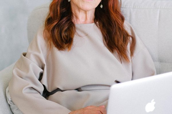 Recovering from Cataract Surgery featured image