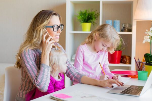 Getting LASIK With a Busy Lifestyle: Planning Around Work, Kids, and Travel featured image